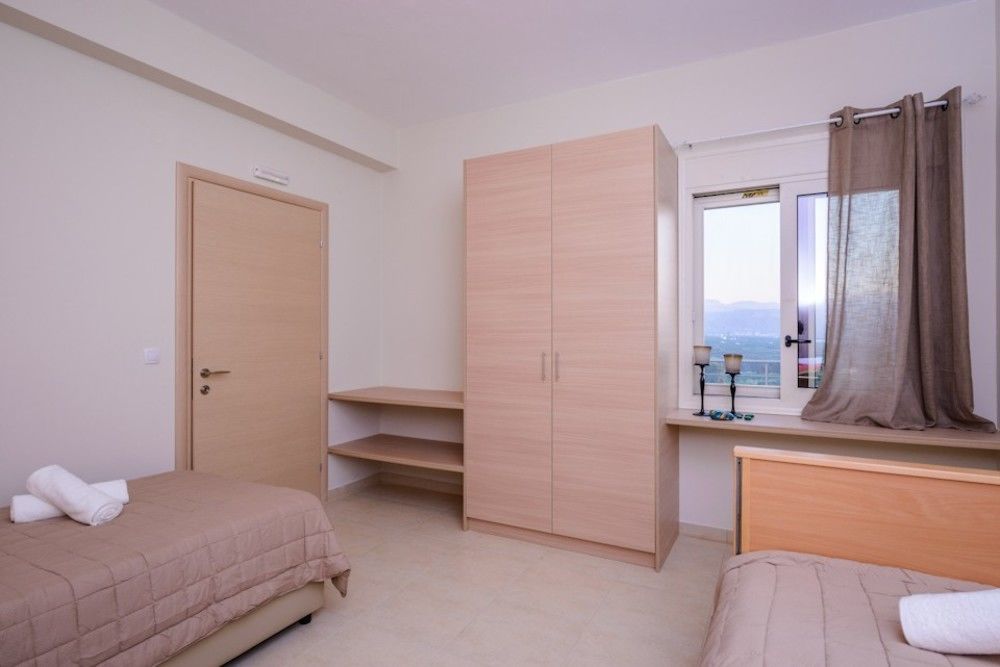 Aksos Suites Accessible Accommodation Agia  المظهر الخارجي الصورة